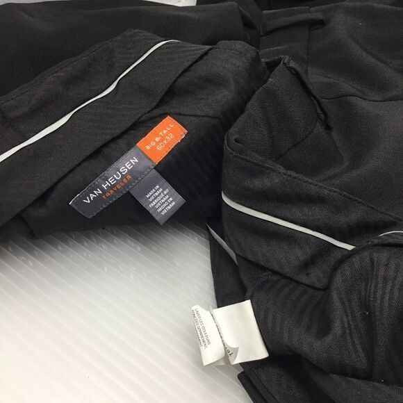 Van Heusen Traveler Stretch Flat-Front Pants (G7) - Picture 3 of 3